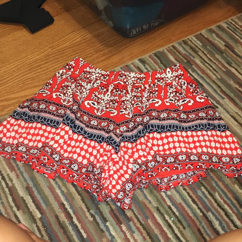 Flowy shorts